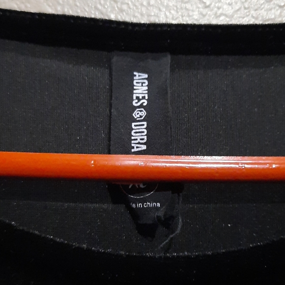 Agnes and Dora velvet tunic - Picture 2 of 2